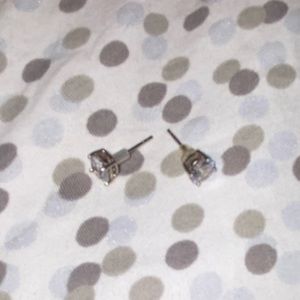 Fake diamond studs